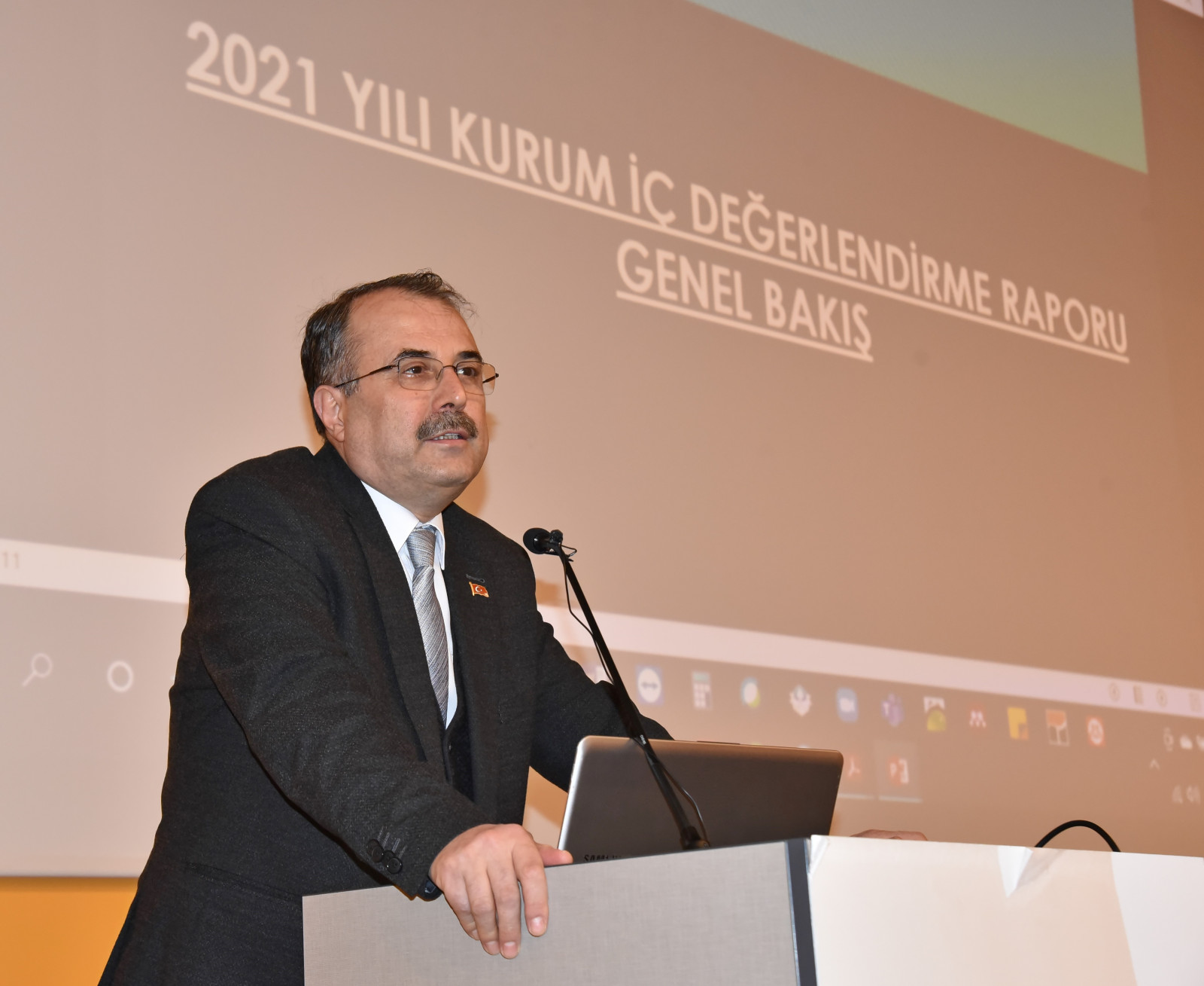 DSC_5989.jpg (236 KB)