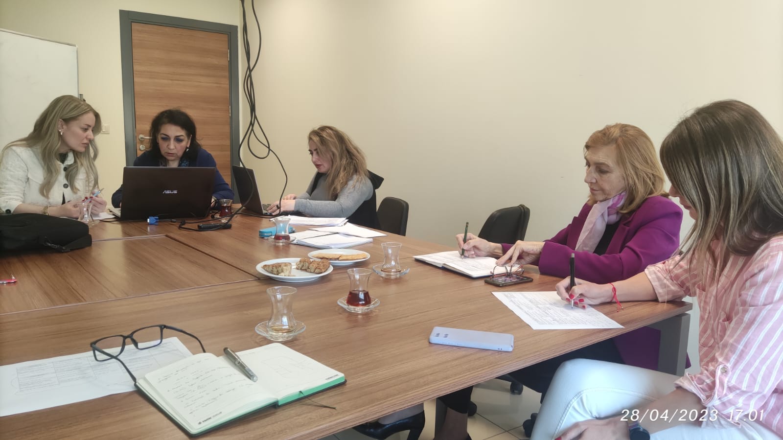 Hizmet İçi Eğitim Yeni Programların Tasarımı -1-foto 1 (28.04.2023).JPG (132 KB)