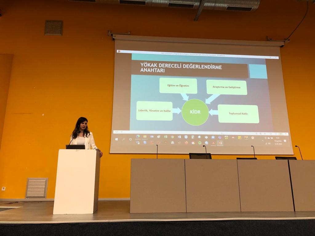 IVBM3519.JPG (53 KB)