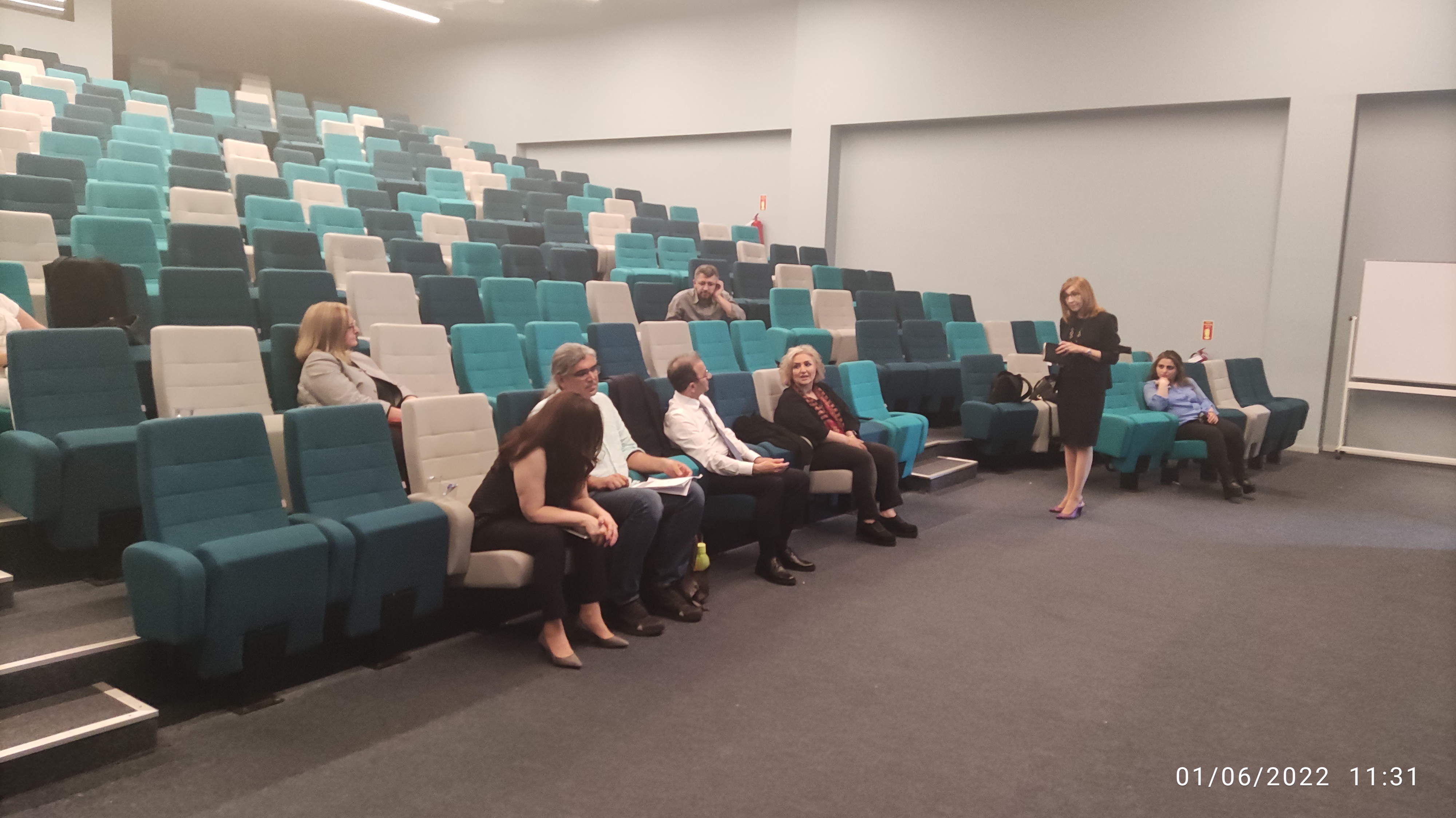 Kalite Komisyonu 3.Olağan Toplantısı-7.jpg (2.17 MB)