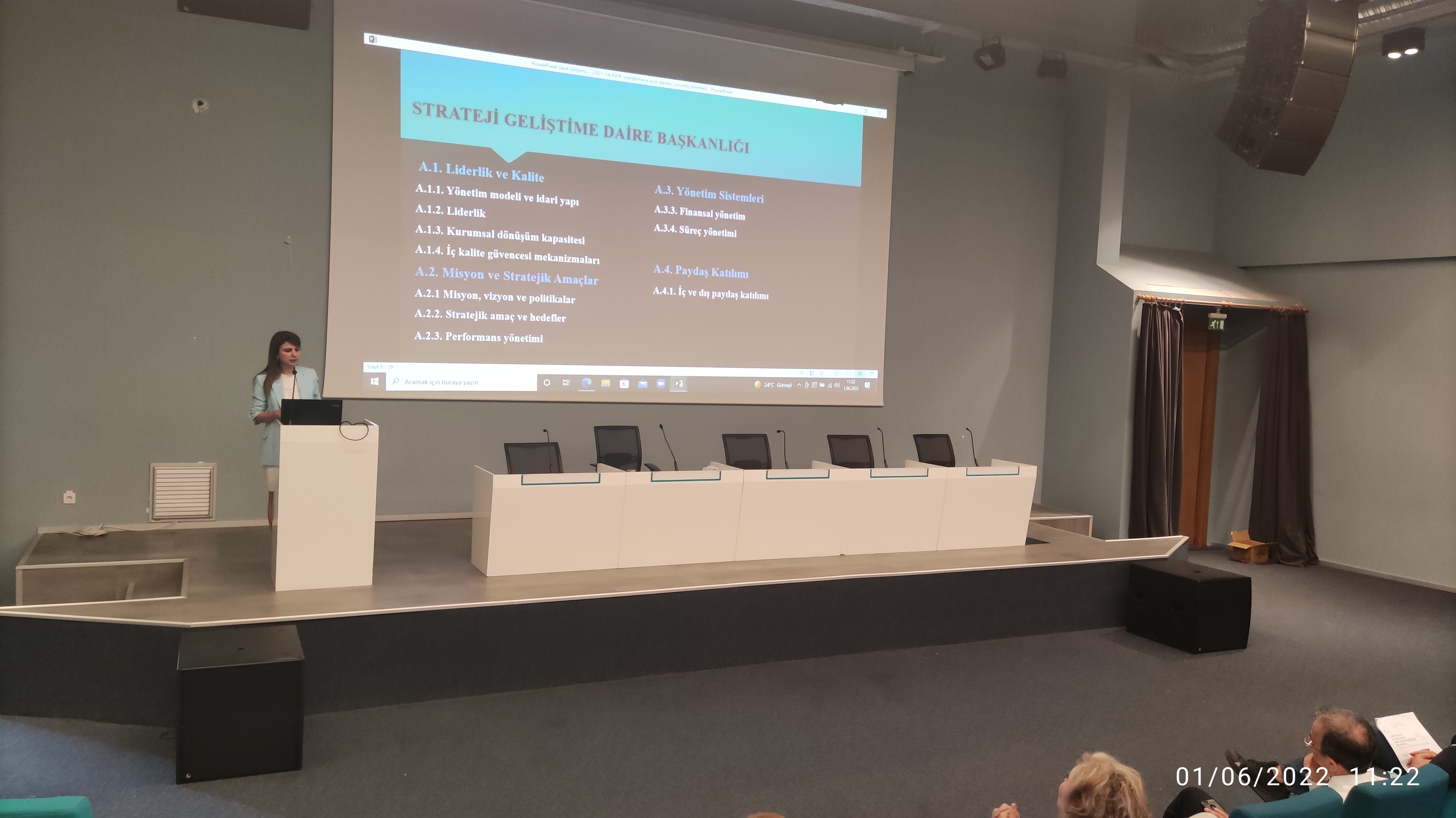 Kalite Komisyonu 3.Olağan Toplantısı-8.jpg (2.14 MB)